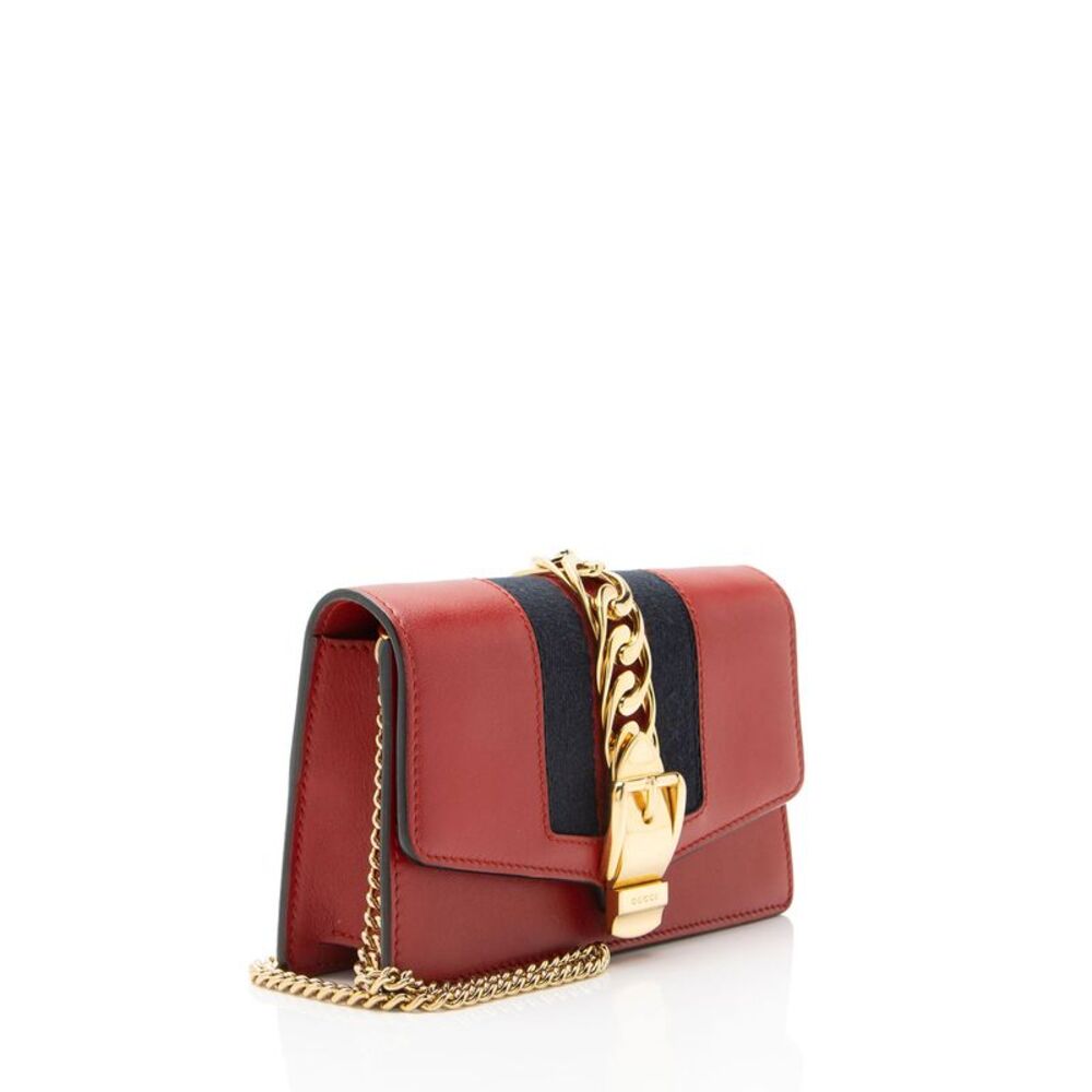 Gucci Leather Sylvie Super Mini Bag - Picture 2 of 14
